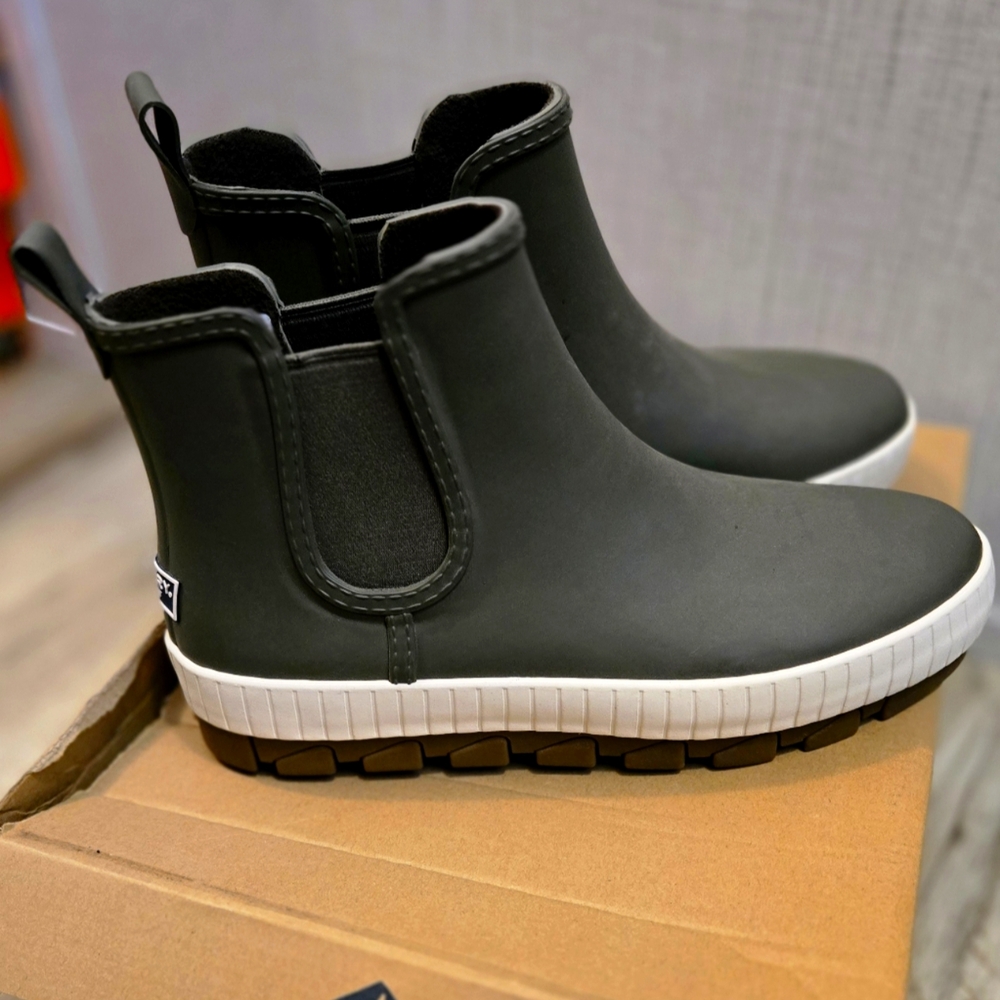 Womens Black Leather Sperry Boots